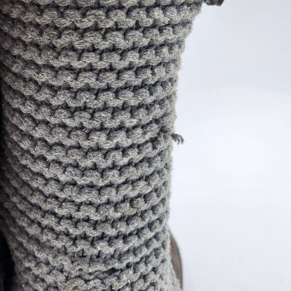 UGG Australia Shaina Knit Cuff Button Gray Slouch Boots in Size 8 - Picture 13 of 14